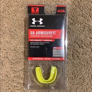 Under Armour Strapless Mouthguard (Youth)